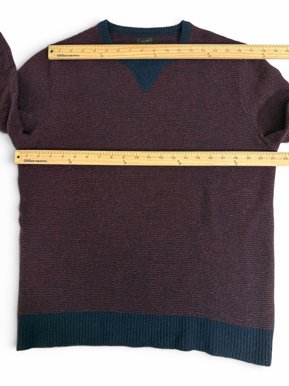 *Rare* J. Crew Sample Merino Waffle Knit Burgundy & Navy Crewneck Sweater Medium - Picture 4 of 7